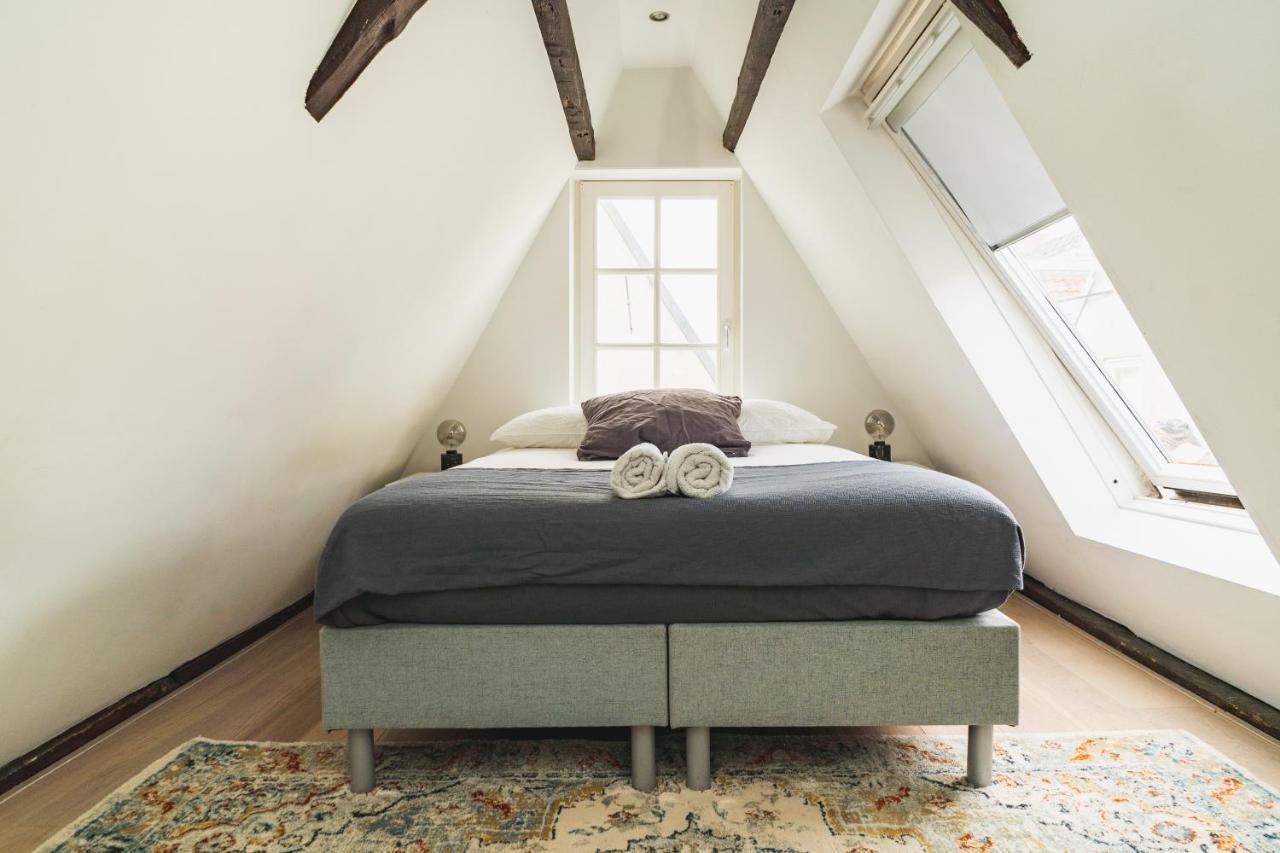 Tiny Attic On The Herengracht, Private Room Амстердам Екстер'єр фото